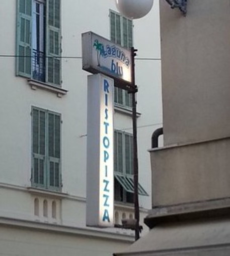 Bordighera: dopo 27 anni di attività chiude la storica pizzeria 'Laguna Blu' gestita dalla famiglia Giglio Bordighera: dopo 27 anni di attività chiude la storica pizzeria 'Laguna Blu' gestita dalla famiglia Giglio