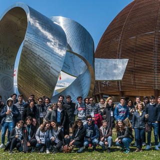 Anche quest'anno alcuni studenti del Liceo Cassini di Sanremo in visita al Cern Anche quest'anno alcuni studenti del Liceo Cassini di Sanremo in visita al Cern