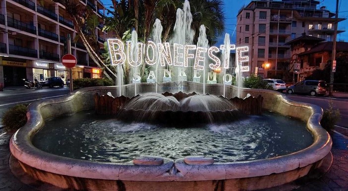 Sanremo: poco meno di un mese al via delle feste di fine anno, sul piatto luminarie, patinoire e 'concertone' Sanremo: poco meno di un mese al via delle feste di fine anno, sul piatto luminarie, patinoire e 'concertone'