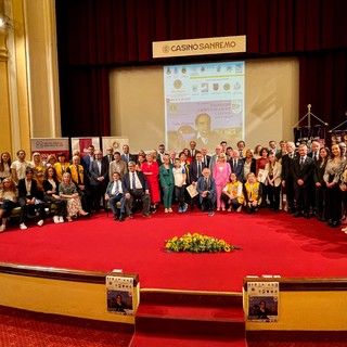 I lions Sanremo Host e Sanremo Matutia celebrano il Premio letterario dedicato a Italo Calvino (fotocronaca) I lions Sanremo Host e Sanremo Matutia celebrano il Premio letterario dedicato a Italo Calvino (fotocronaca)
