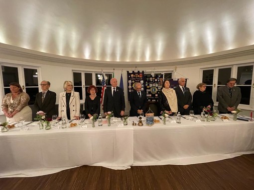 Serata benefica per il Lions Club Sanremo Host, Sanremo Matutia, Arma Taggia e Ventimiglia (foto) Serata benefica per il Lions Club Sanremo Host, Sanremo Matutia, Arma Taggia e Ventimiglia (foto)