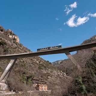 Trasporti: problemi sulla tratta ferroviaria Ventimiglia-Cuneo, dal Piemonte chiesti due treni in più
