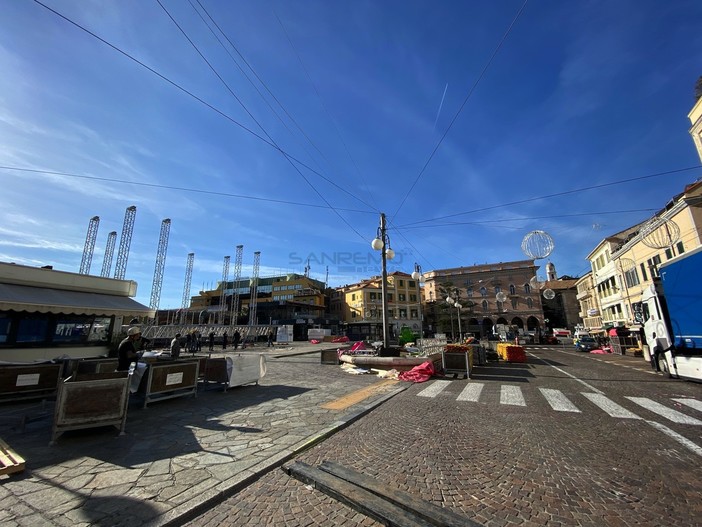 I lavori in piazza Colombo I lavori in piazza Colombo