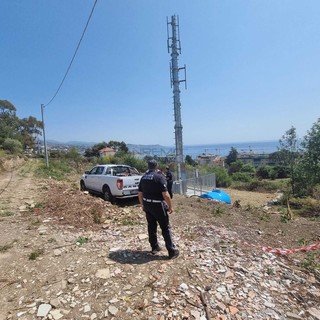 L'antenna di via Bonmoschetto L'antenna di via Bonmoschetto