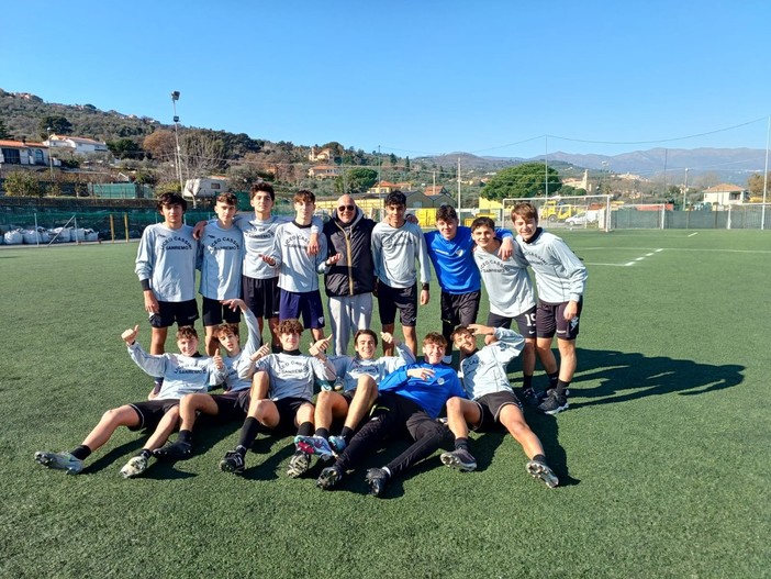 Sanremo, il liceo Cassini si aggiudica il campionato studentesco provinciale di calcio a 11 (Foto) Sanremo, il liceo Cassini si aggiudica il campionato studentesco provinciale di calcio a 11 (Foto)