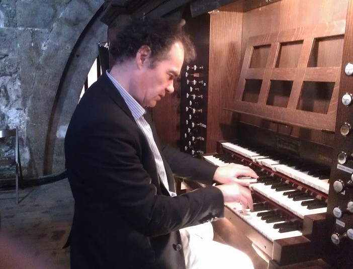 Imperia: alle 21 per la terza 'Serata Leonardiana' al Duomo il concerto del Maestro Laurent Fievet Imperia: alle 21 per la terza 'Serata Leonardiana' al Duomo il concerto del Maestro Laurent Fievet