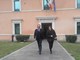 La dottoressa Simona Del Vecchio all'uscita dal tribunale accompagnata dal suo avvocato Marco Bosio