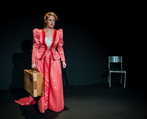 Spettacolo dell'attrice Luisa Galantini al Théâtre des Muses di Monaco Spettacolo dell'attrice Luisa Galantini al Théâtre des Muses di Monaco