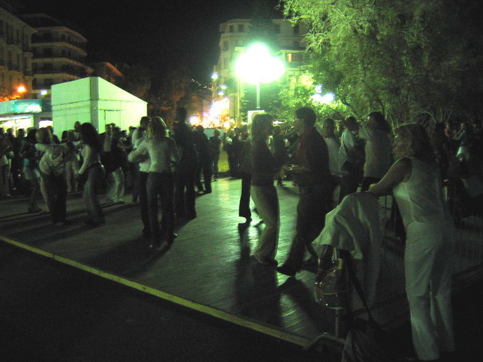 Doppio appuntamento nel weekend per le danze caraibiche a Ceriana e Cipressa