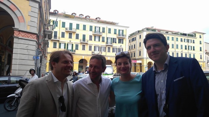 Elezioni comunali a Imperia: visita dell'Europarlamentare Lara Comi in sostegno del candidato Sindaco Luca Lanteri Elezioni comunali a Imperia: visita dell'Europarlamentare Lara Comi in sostegno del candidato Sindaco Luca Lanteri