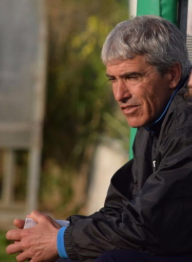 Leo Andrian, allenatore pronto a tornare in pista: su di lui l'Atletico Argentina