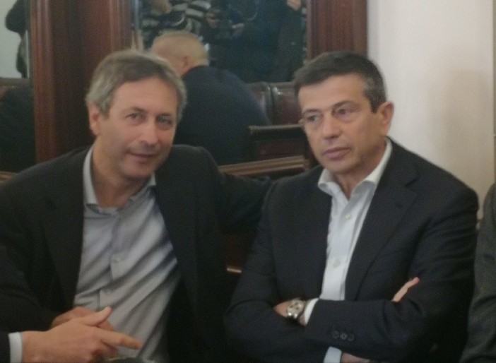 Elezioni comunali a Imperia: entra nel vivo la campagna elettorale. Oggi è arrivato l'ex Ministro Maurizio Lupi a sostegno del candidato Sindaco del centro destra Luca Lanteri Elezioni comunali a Imperia: entra nel vivo la campagna elettorale. Oggi è arrivato l'ex Ministro Maurizio Lupi a sostegno del candidato Sindaco del centro destra Luca Lanteri