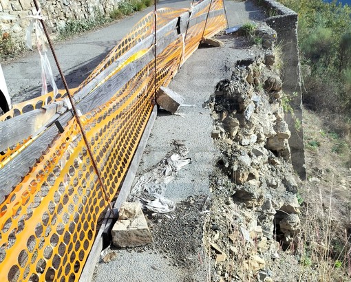 Chiusura della Provinciale 63 tra Bajardo e Apricale per lavori al km 7.5: disagi per traffico e trasporti merci