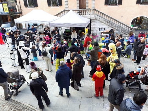 Limone Piemonte: ‘Carnevale dei piccoli’ in piazza del Municipio, un ‘Martedì grasso’ tra giochi, coriandoli e animazione