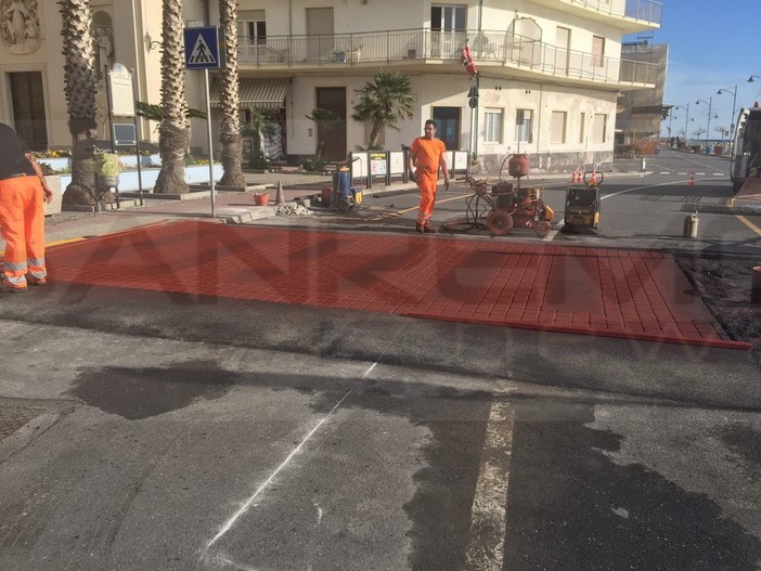 Santo Stefano al Mare: iniziati i lavori per il passaggio pedonale rialzato e piazza Baden Powell (Foto)