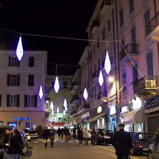 Sanremo: al via la procedura negoziata per le luminarie, il Comune investe 140mila euro