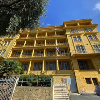 Sanremo, al liceo Cassini riflessioni sul cyberbullismo con Andrea Cartotto Sanremo, al liceo Cassini riflessioni sul cyberbullismo con Andrea Cartotto