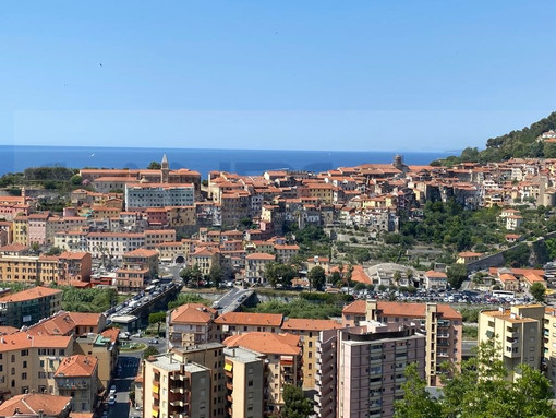 Ventimiglia, il PD chiede di riservare il parcheggio Eiffel agli utenti della Casa di Comunità: "La priorità è l'accesso ai servizi ASL" Ventimiglia, il PD chiede di riservare il parcheggio Eiffel agli utenti della Casa di Comunità: "La priorità è l'accesso ai servizi ASL"