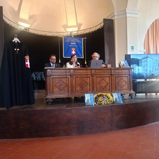 Bordighera celebra il centenario della scomparsa della Regina Margherita, ex chiesa Anglicana gremita (Foto)