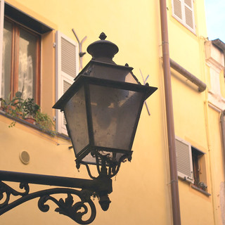 Imperia: problema di illuminazione sul monte Calvario, intervento di un nostro lettore