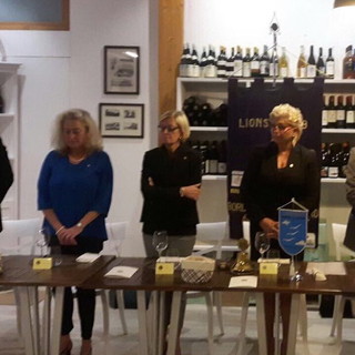 Bordighera: inaugurato il nuovo anno sociale 2017/2018 per il Lions Club Capo Nero Host Bordighera: inaugurato il nuovo anno sociale 2017/2018 per il Lions Club Capo Nero Host