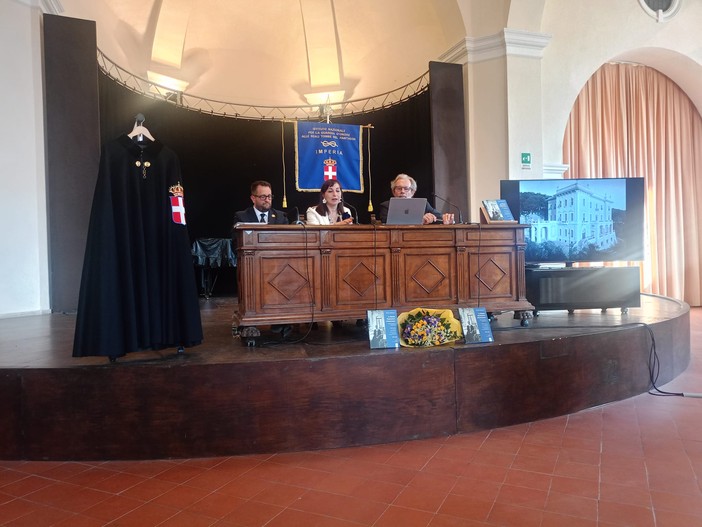 Bordighera celebra il centenario della scomparsa della Regina Margherita, ex chiesa Anglicana gremita (Foto)