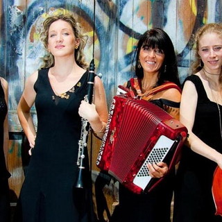 'Hanbury che spettacolo!': continuano gli appuntamenti con il teatro in movimento e i concerti d’estate