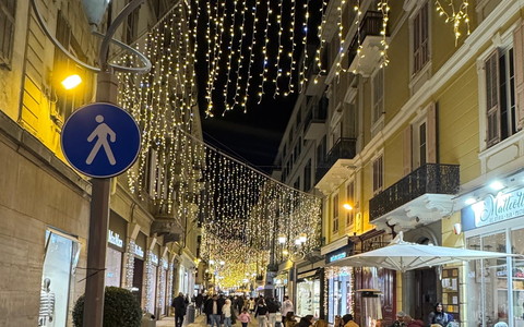 Sanremo in festa: da oggi la città si anima dopo il Natale tranquillo, sold out negli hotel e città in festa per il Capodanno 2026
