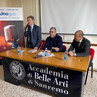 A pochi giorni da 'Sanremo Giovani' il manager dello spettacolo Lucio Presta ha incontrato gli studenti dell'Accademia di Belle Arti (Video)