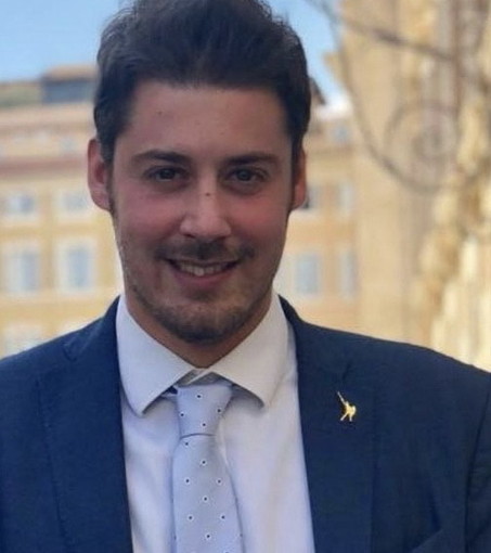 Domani a Ventimiglia e Imperia tornano i gazebo della Lega per consentire il tesseramento Domani a Ventimiglia e Imperia tornano i gazebo della Lega per consentire il tesseramento
