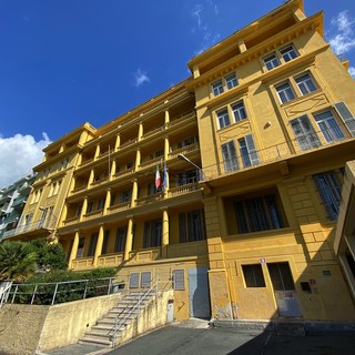Sanremo: dopo l'ultimo Dpcm la maggior parte delle classi al Liceo 'Cassini' in didattica a distanza Sanremo: dopo l'ultimo Dpcm la maggior parte delle classi al Liceo 'Cassini' in didattica a distanza