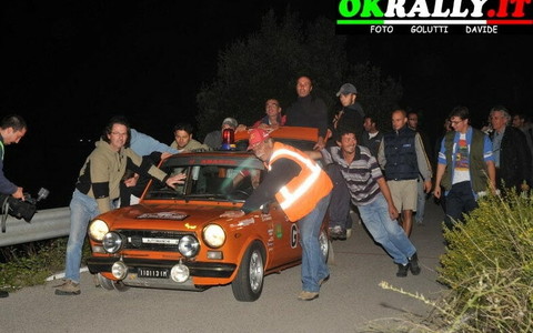 Addio a Luciano Enrico, punto di riferimento dei motori liguri: il mondo dei rally perde una figura storica