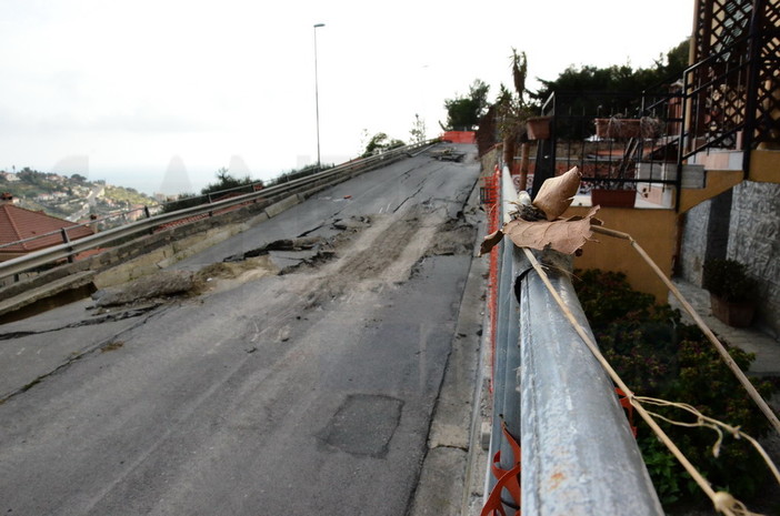 Sanremo: oltre 500mila euro di danni per le due abitazioni sotto via Mario Calvino, c'è paura per i mesi invernali
