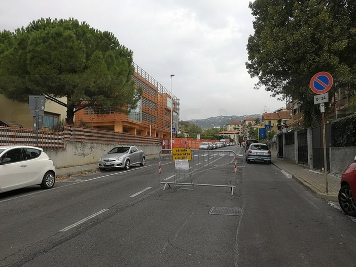 Imperia: messa in sicurezza del rio Artallo, chiuse alle 9 le strade e da stamane problemi al traffico in via Acquarone (Foto)