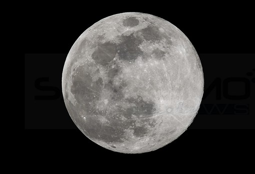'Guarda che Luna...': ecco il nostro satellite fotografato ieri sera da Sanremo da Tonino Bonomo