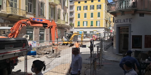 Sanremo: entro la fine della settimana stop ai lavori in via Mameli, sospiro di sollievo per i commercianti