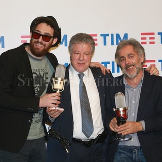 #Sanremo2017: il Premio Assomusica a Maldestro, "Troppi premi, tante emozioni. Mi state abituando male"