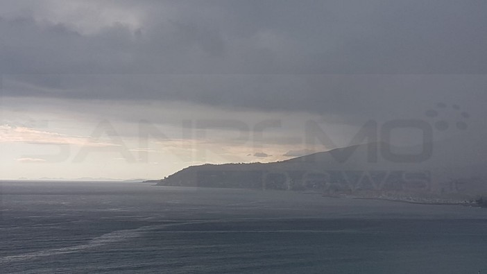 Sanremo: domani chiuse tutte le scuole di ogni ordine e grado per allerta meteo arancione Sanremo: domani chiuse tutte le scuole di ogni ordine e grado per allerta meteo arancione