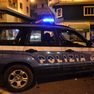 Ventimiglia: tentata rapina in un negozio del centro e lesioni ad una commessa, due stranieri arrestati