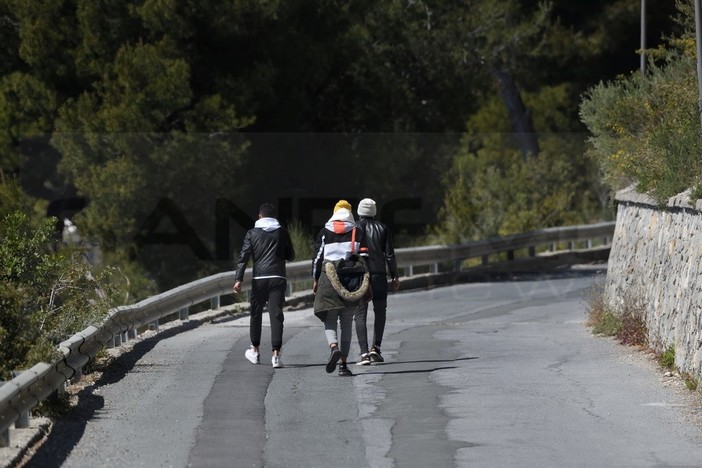 Ventimiglia: ‘no’ del Sindaco a un centro migranti e oggi arriva il Prefetto Di Bari, Marmo “Potrebbe essere un aiuto”