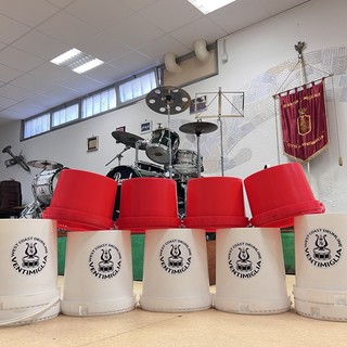 Ventimiglia: sabato prossimo l'incontro finale del laboratorio 'Musica in banda - bucket drumming'