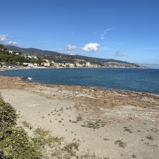 Sanremo: lavori sulle scogliere, Menozzi “200 mila euro per Bussana, interventi all’Imperatrice e confronto con la Regione per i Tre Ponti” (Video) Sanremo: lavori sulle scogliere, Menozzi “200 mila euro per Bussana, interventi all’Imperatrice e confronto con la Regione per i Tre Ponti” (Video)