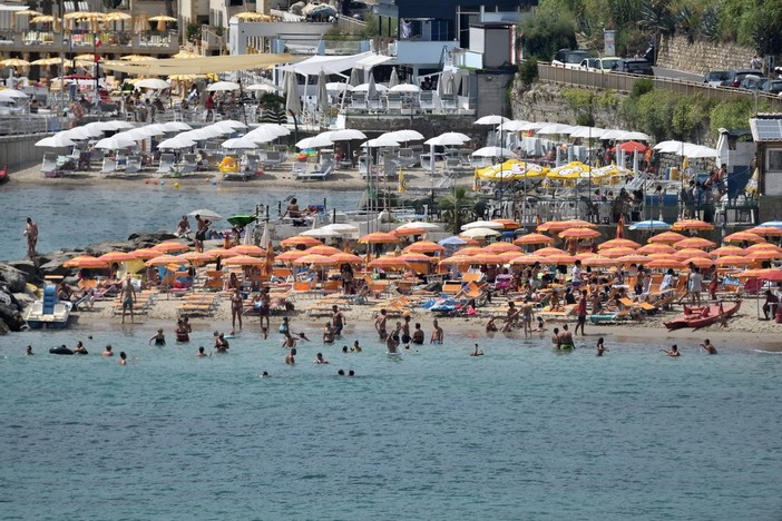 Gare per le concessioni demaniali marittime: Fratelli d’Italia “Spunta la ‘manina’ di un funzionario” Gare per le concessioni demaniali marittime: Fratelli d’Italia “Spunta la ‘manina’ di un funzionario”