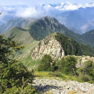 Con Ponente Experience dal 22 al 25 luglio tante occasioni per camminare e scoprire il territorio del ponente ligure Con Ponente Experience dal 22 al 25 luglio tante occasioni per camminare e scoprire il territorio del ponente ligure