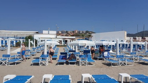 I problemi dei balneari ed il 'distanziamento sociale': oggi in diretta da una spiaggia vedremo come si potrà fare I problemi dei balneari ed il 'distanziamento sociale': oggi in diretta da una spiaggia vedremo come si potrà fare