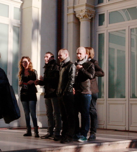 Sanremo: I Modà hanno inaugurato i collegamenti della 'Vita in Diretta' al Casinò