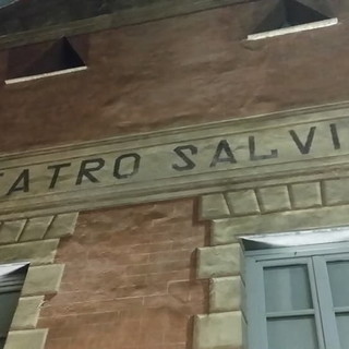 Pieve di Teco: domani sera al Teatro Salvini lo spettacolo per beneficenza 'Il Mondo a testa in giù' Pieve di Teco: domani sera al Teatro Salvini lo spettacolo per beneficenza 'Il Mondo a testa in giù'