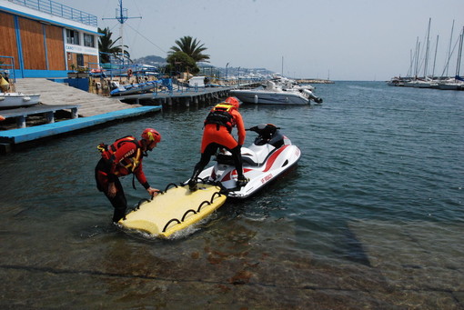 Nel mese di agosto torna il presidio di soccorso acquatico con utilizzo di moto d’acqua sul litorale del Comune di Sanremo Nel mese di agosto torna il presidio di soccorso acquatico con utilizzo di moto d’acqua sul litorale del Comune di Sanremo