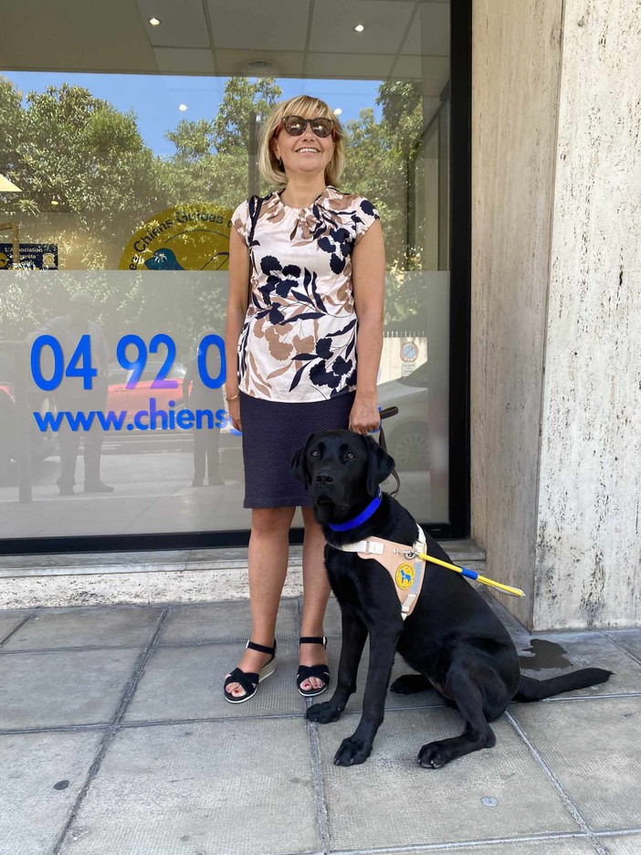 Dalla Francia a Imperia per aiutare chi non vede: l'amicizia tra Maria Teresa e Swing Dalla Francia a Imperia per aiutare chi non vede: l'amicizia tra Maria Teresa e Swing