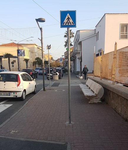 Vallecrosia: dall'opposizione critiche sulla sicurezza e la manutenzione delle strade Vallecrosia: dall'opposizione critiche sulla sicurezza e la manutenzione delle strade